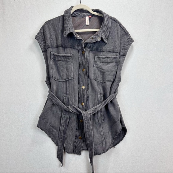 ANTHROPOLOGIE Pilcro Carbon Gray Belted Vest Size M - Picture 3 of 12